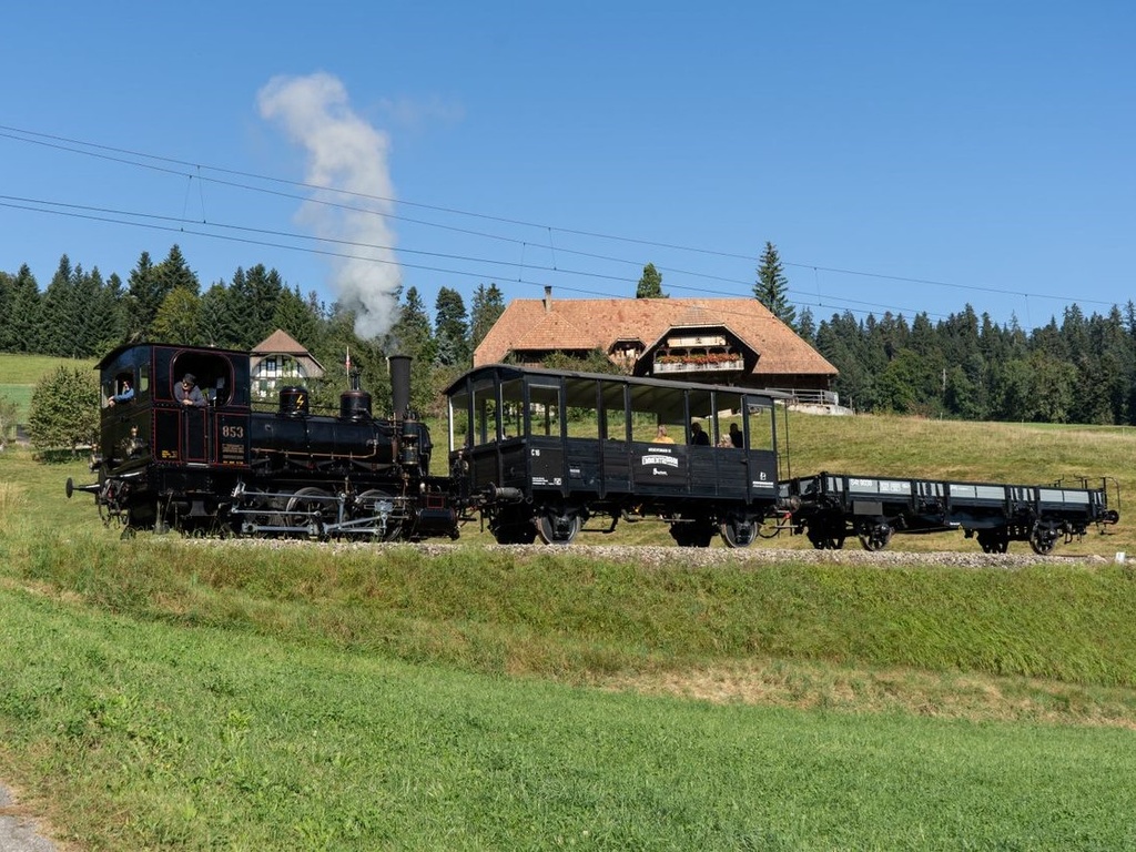 Im Cabriolet Eisenbahnwagen durchs Emmental